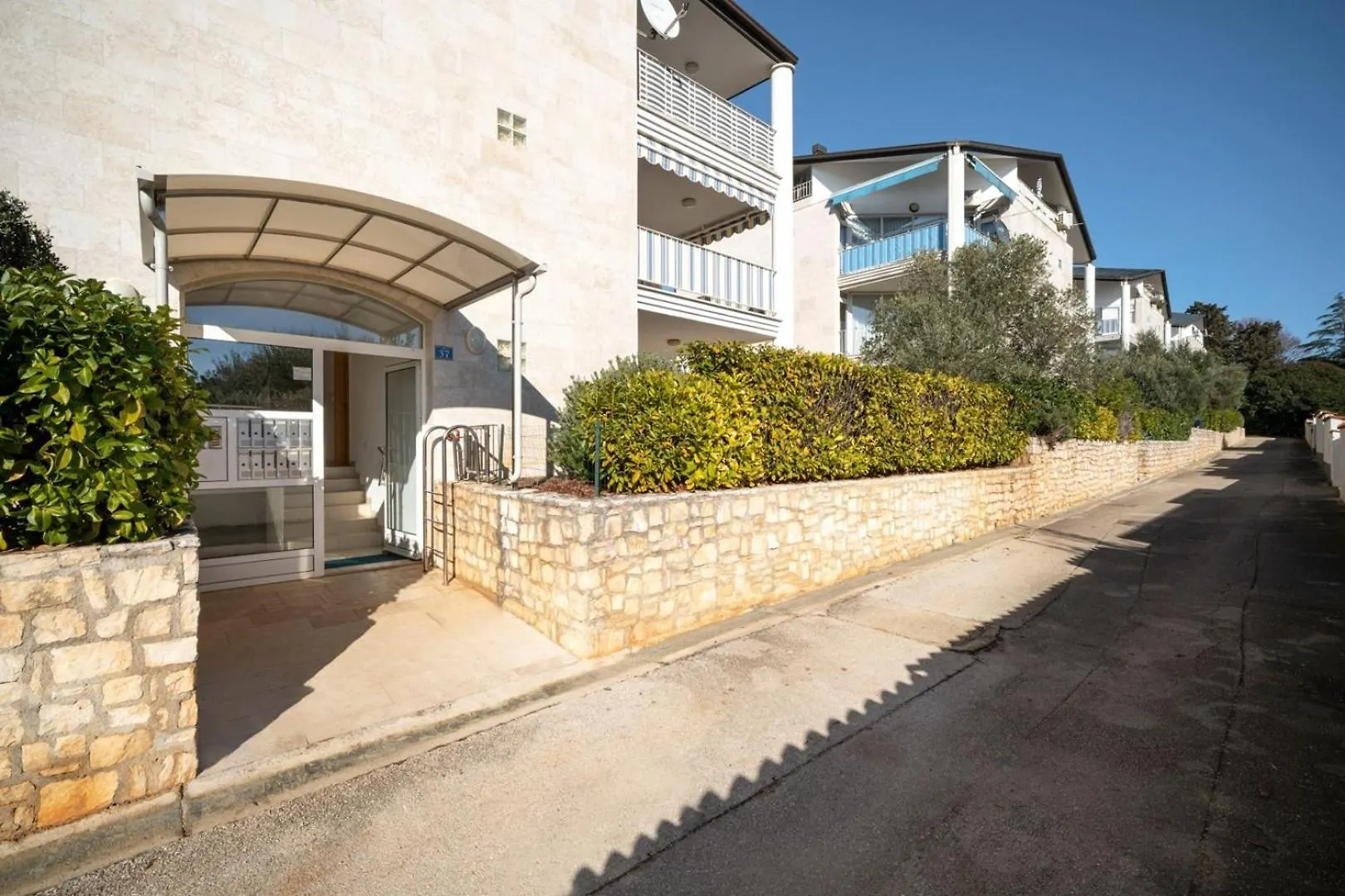 Apartment Crvena Uvala Zambratija  0*, Zambratija (Istria) Croatia