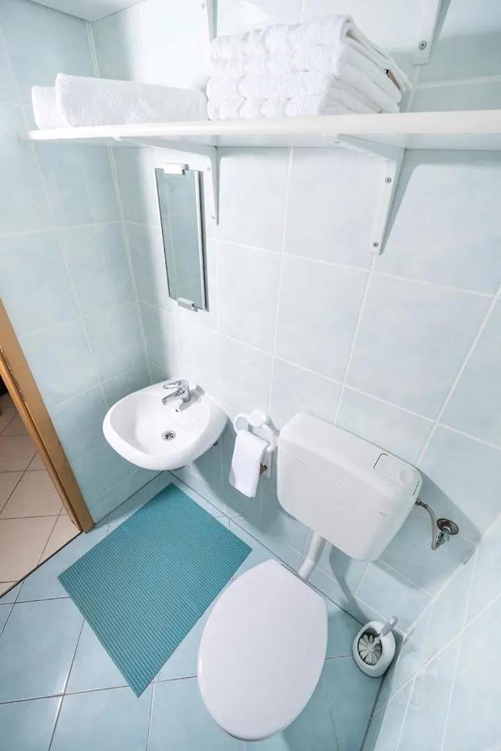 Apartment Crvena Uvala Zambratija