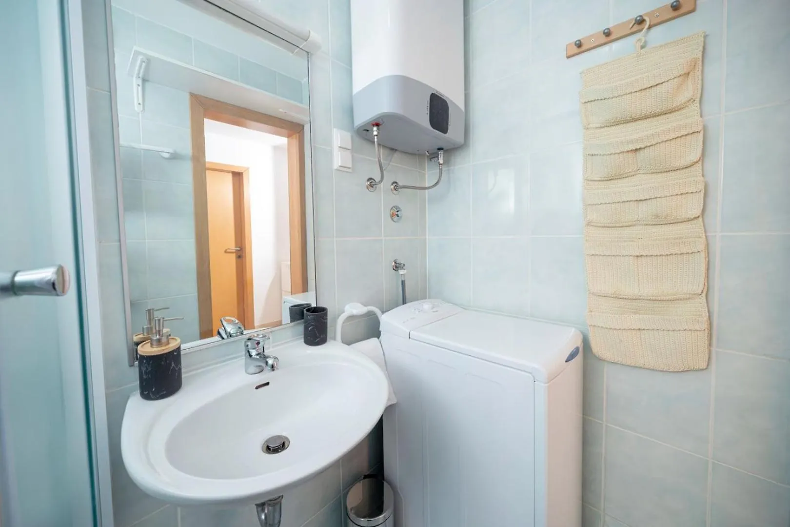 Apartment Crvena Uvala Zambratija