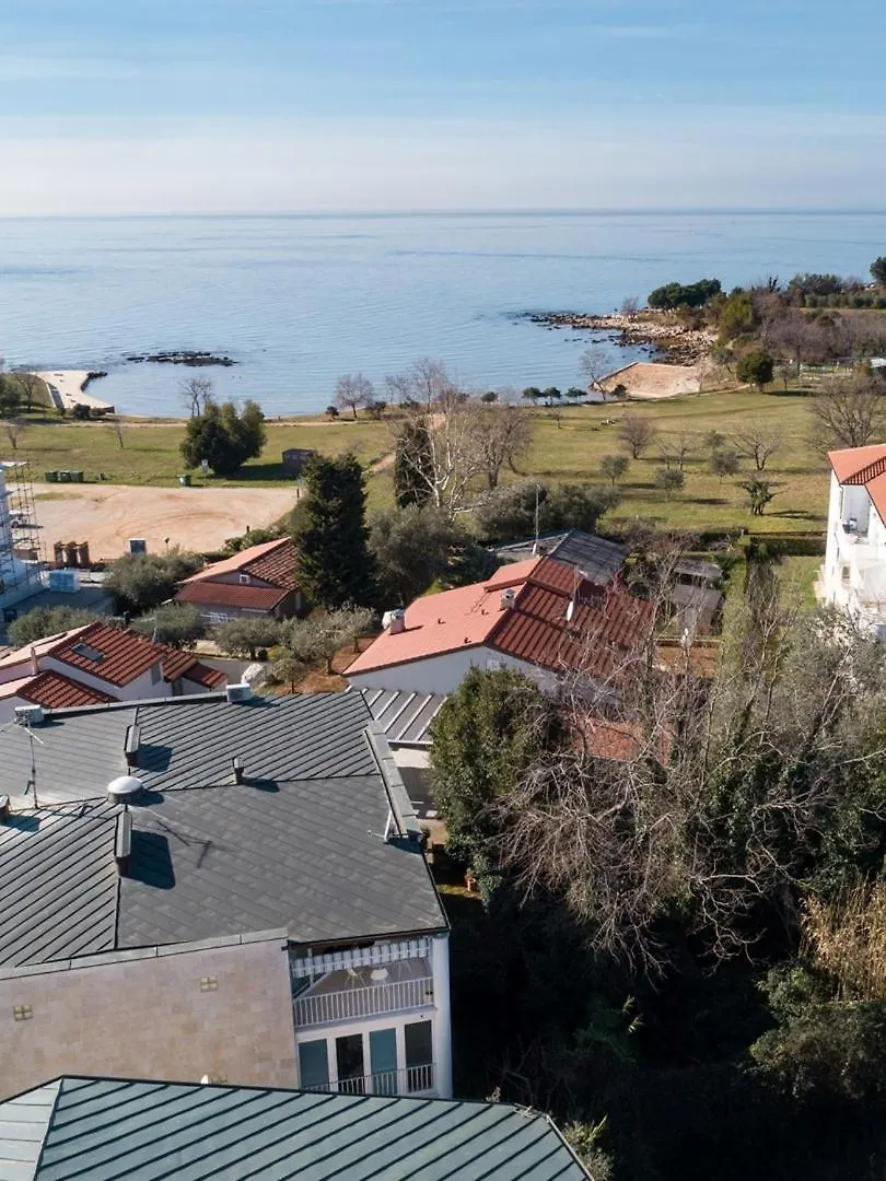 Apartment Crvena Uvala Zambratija